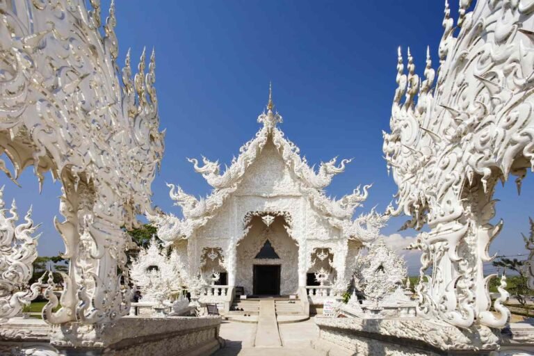 10 Places to Visit in Chiang Rai