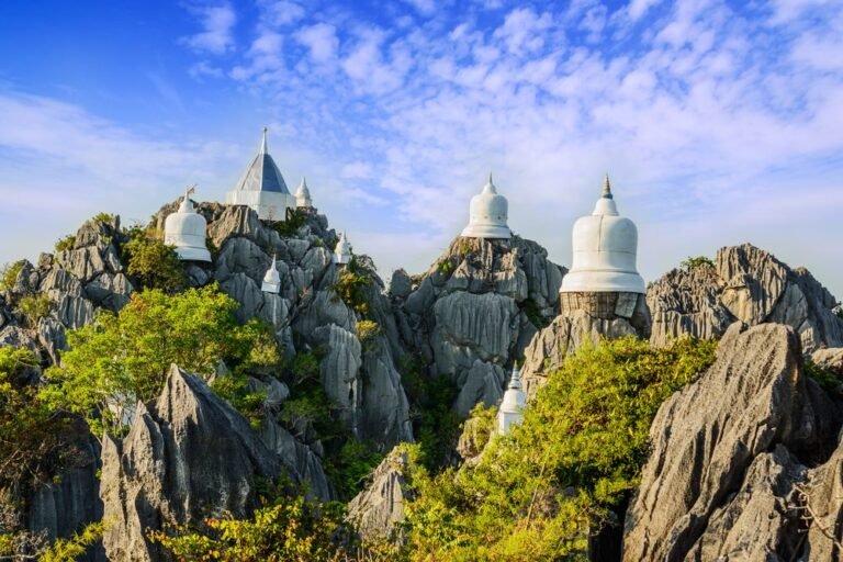 10 Places to Visit in Lampang, Thailand