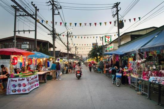 the-sunsetting-at-the